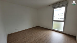  Appartement � louer 4 pi�ces 86 m�