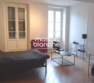  Appartement � louer 3 pi�ces 122 m�