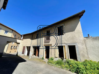  Immeuble � vendre 590 m�