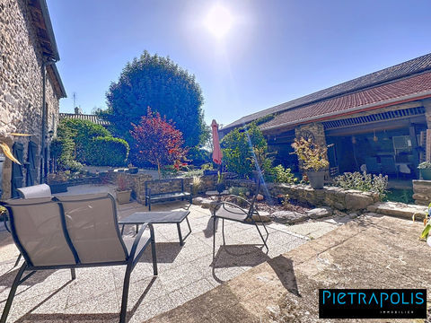   Maison de caract�re de 278m2 m� , +500m2 de cours int�rieure, Maison - 6 pi�ce(s) - 278 m�