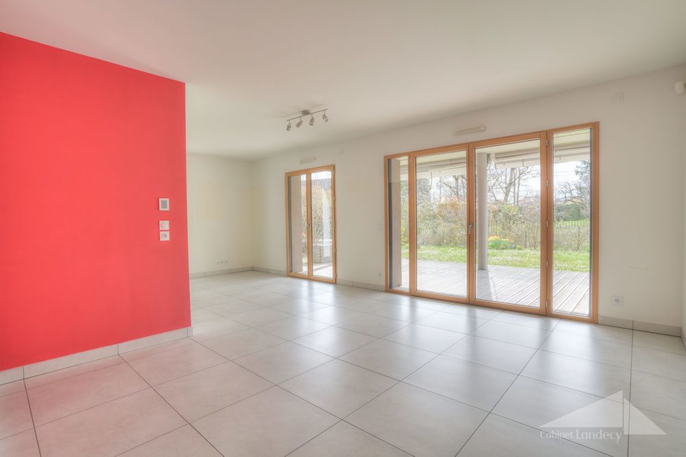 � vendre  Appartement Pr�vessin-Mo�ns (01280)