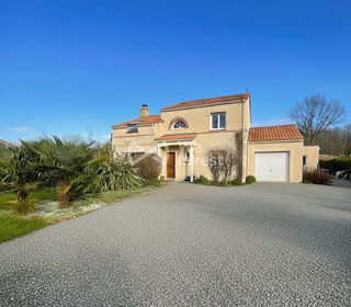  Maison � vendre 12 pi�ces 254 m�