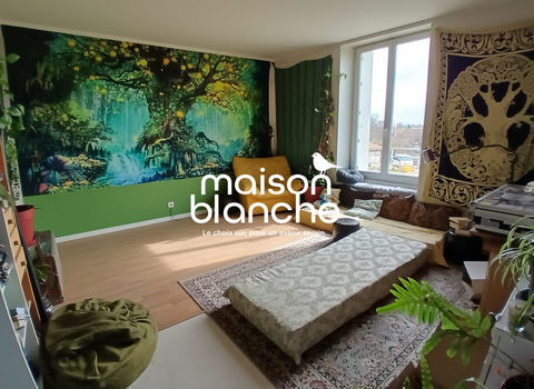   Appartement T4 - VASLES Appartement - 4 pi�ce(s) - 85 m�