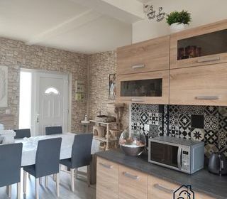  Immeuble � vendre 141 m�