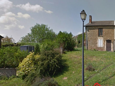   D�couvrez a rimogne cette jolie maison fa�ade pierre Maison - 4 pi�ce(s) - 133 m�