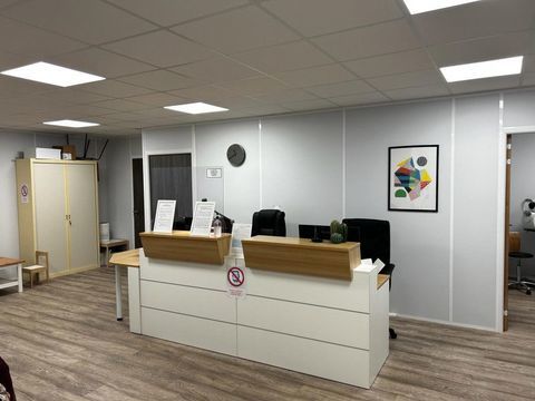 Local professionnel parfait &eacute;tat 143000 87410 Le palais-sur-vienne