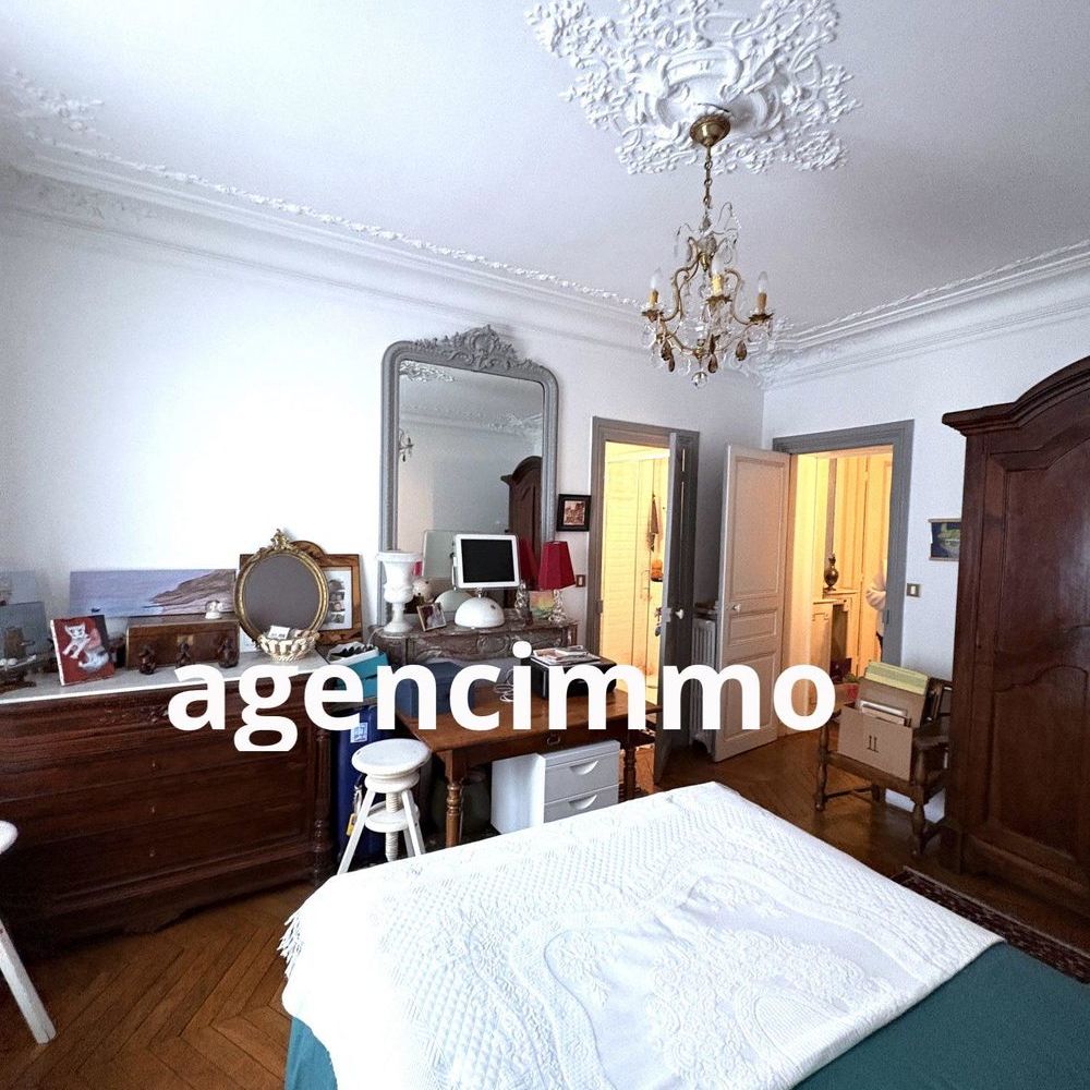 � vendre  Appartement Paris 18