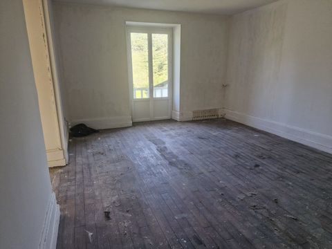 Local &agrave; usage bureau ou appartement situ&eacute; &agrave; LIMOGES ! 500 87000 Limoges