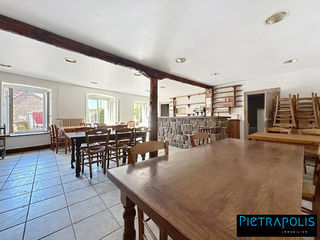  Maison � vendre 4 pi�ces 235 m�