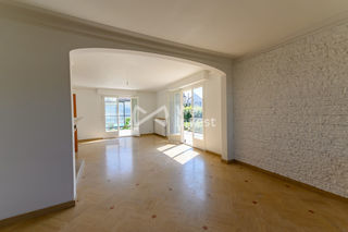  Maison � vendre 8 pi�ces 180 m�