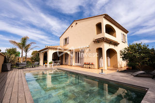  Maison � vendre 10 pi�ces 291 m�