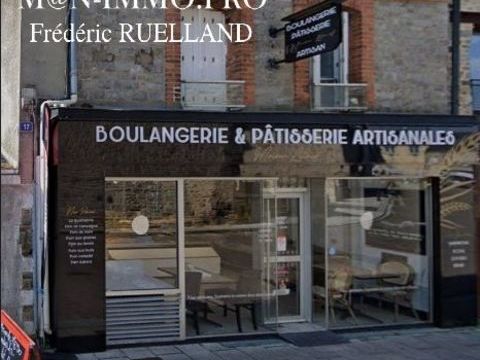   Maison de Ville avec local commercial Maison - 7 pi�ce(s) - 250 m�