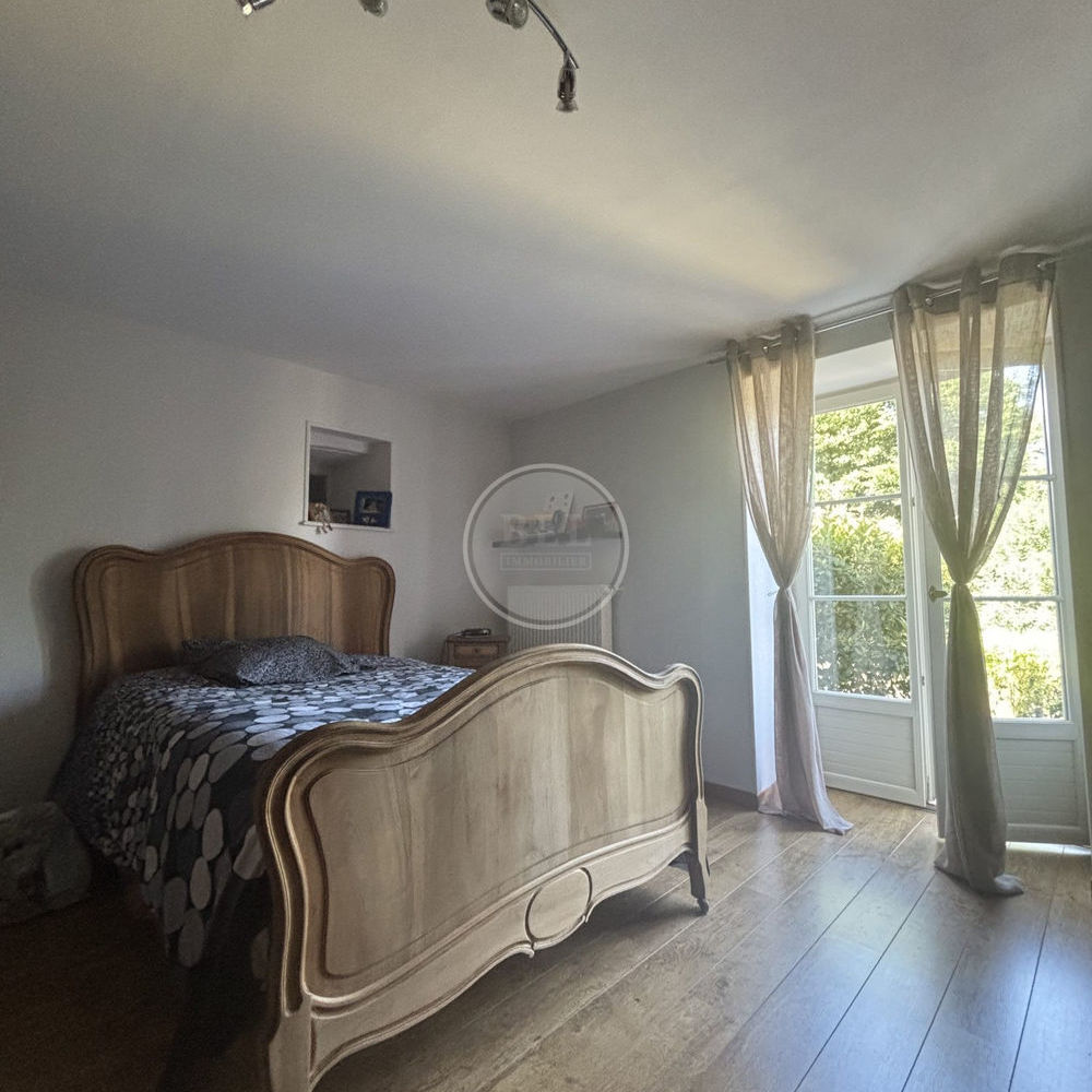 � vendre  Maison Sain-Bel (69210)