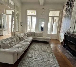  Maison � vendre 9 pi�ces 357 m�