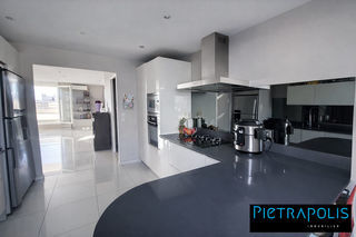  Appartement � vendre 4 pi�ces 128 m�