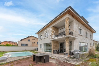  Maison � vendre 11 pi�ces 350 m�