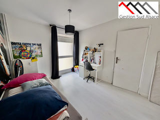  Appartement � vendre 4 pi�ces 83 m�