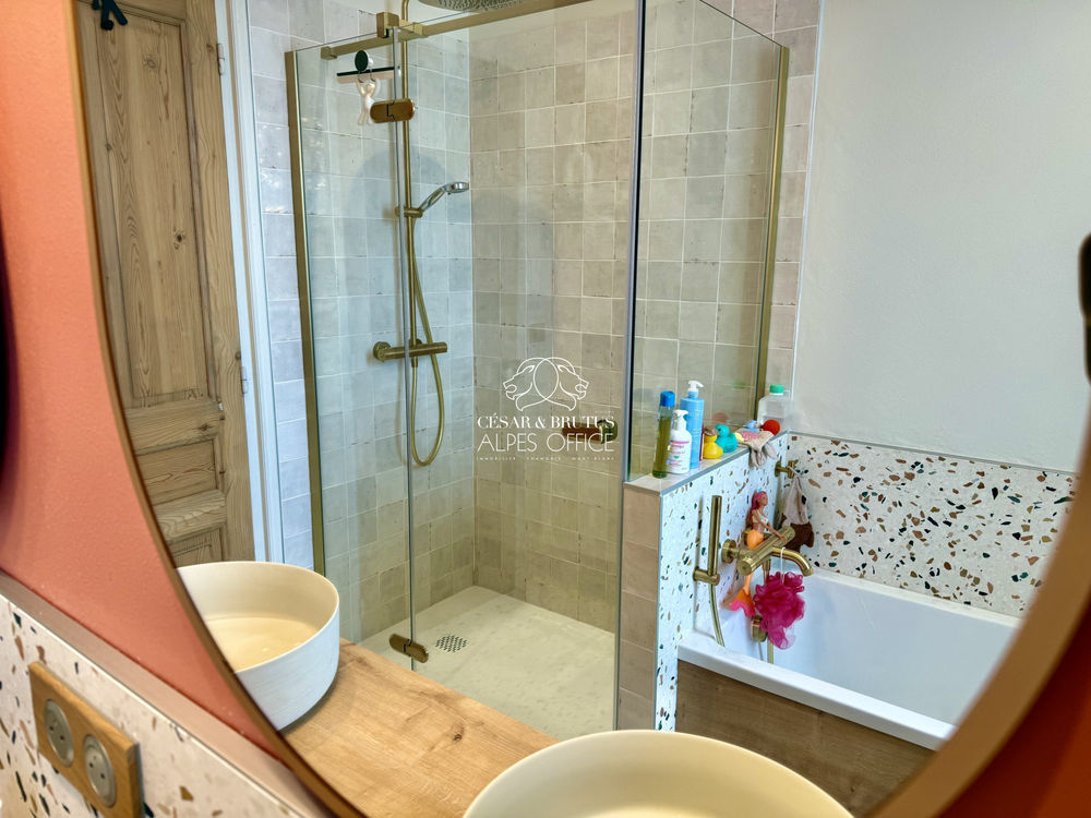 � vendre  Maison Sallanches (74700)