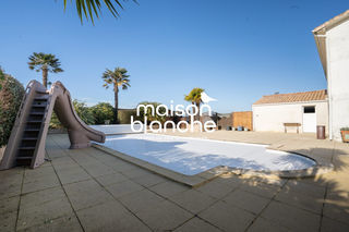  Maison � vendre 10 pi�ces 230 m�