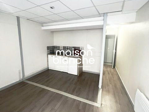   Appartement � louer Celles-sur-Belle Appartement - 1 pi�ce(s) - 25 m�