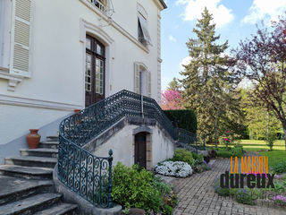  Maison � vendre 12 pi�ces 310 m�