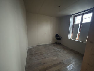  Maison � vendre 10 pi�ces 180 m�