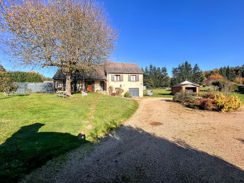   Maison � Mestes en CORREZE Maison - 9 pi�ce(s) - 170 m�