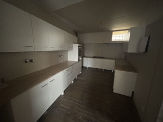  Maison � vendre 10 pi�ces 180 m�