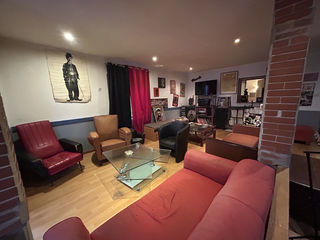  Immeuble � vendre 6 pi�ces 530 m�