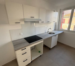  Appartement � louer 4 pi�ces 79 m�