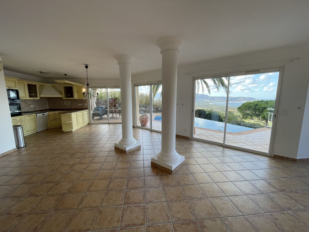 � vendre  Maison Lumio (20260)