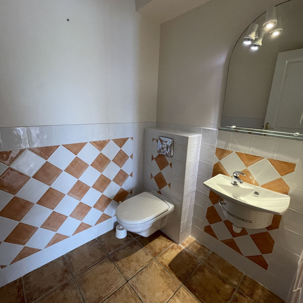 � vendre  Maison Lumio (20260)