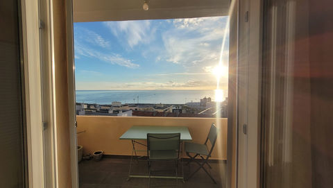   Rare � la vente : vaste T3 en DERNIER ETAGE avec vue mer en ville � proximit� de Toga Appartement - 3 pi�ce(s) - 66 m�