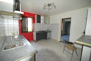  Immeuble � vendre 8 pi�ces 207 m�