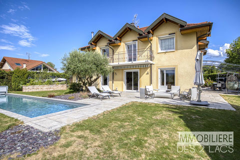   Propri�t� proche Lac L�man - Piscine Propri�t�/ch�teau - 6 pi�ce(s) - 174 m�