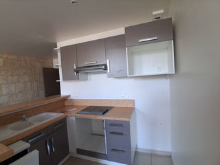  Appartement � louer 3 pi�ces 77 m�