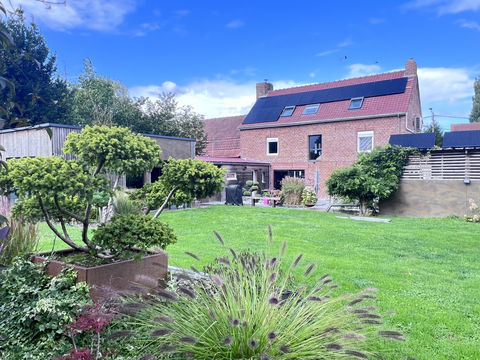   Maison familliale r�nov�e Maison - 9 pi�ce(s) - 190 m�