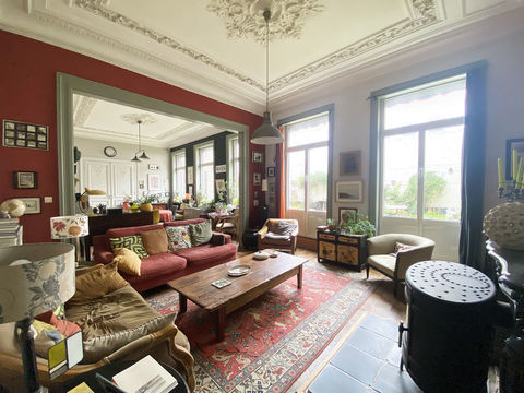   Propri�t� casseloise de caract�re Maison - 12 pi�ce(s) - 302 m�