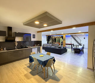  Maison � vendre 6 pi�ces 317 m�