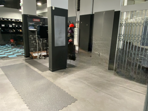 PEYROU MURS COMMERCIAUX LIBRES 240000 34000 Montpellier