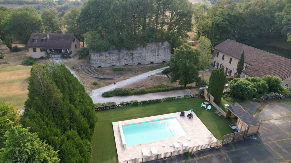 � vendre  Propri�t�/ch�teau Sarlat-la-Can�da (24200)