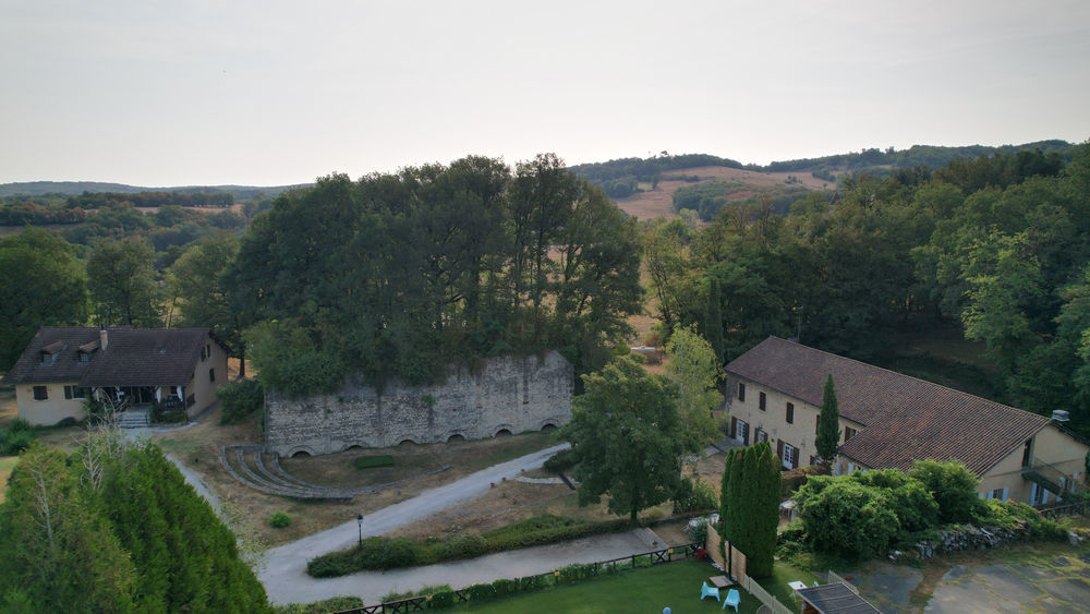 � vendre  Propri�t�/ch�teau Sarlat-la-Can�da (24200)