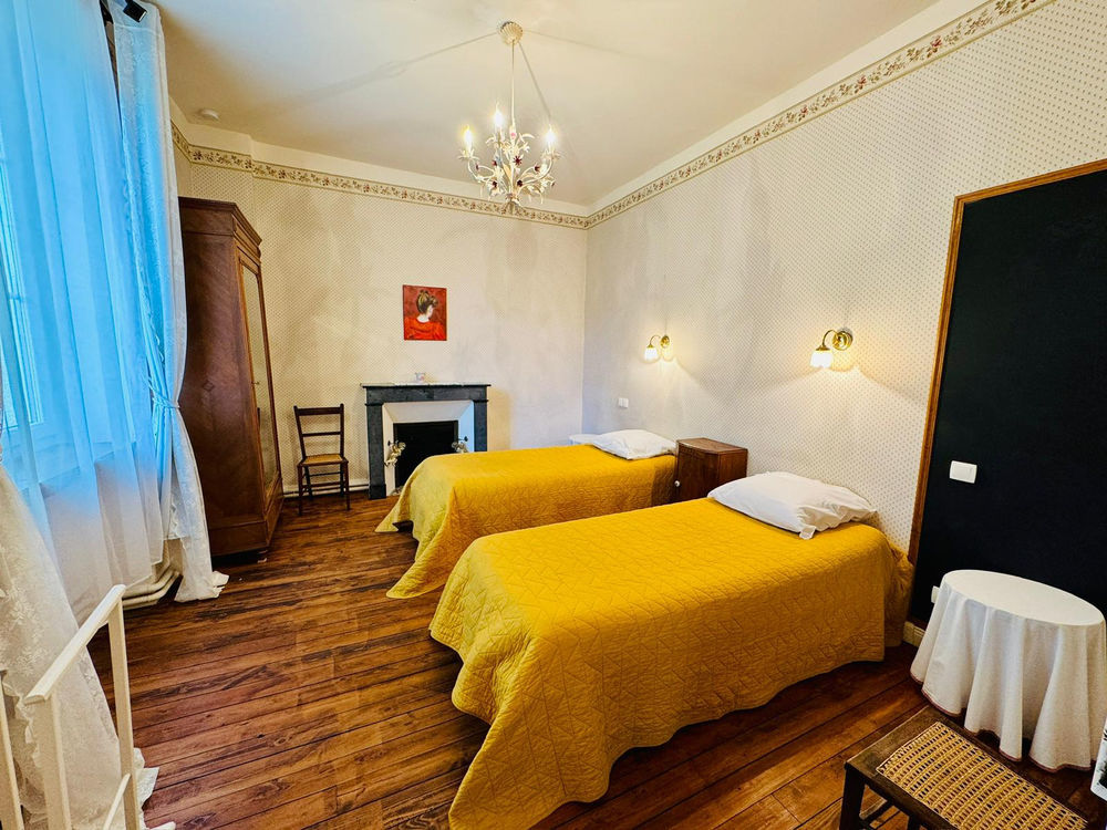 � vendre  Propri�t�/ch�teau Souillac (46200)