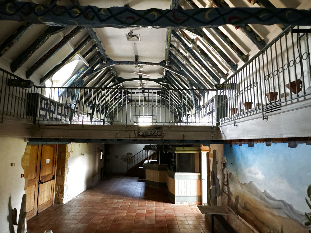 � vendre  Propri�t�/ch�teau Montignac (24290)