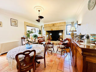  Maison � vendre 12 pi�ces 250 m�