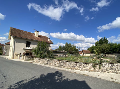   AGREABLE MAISON DE VILLAGE Maison - 6 pi�ce(s) - 106 m�