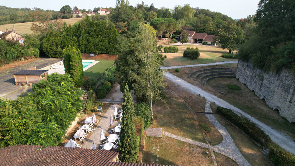 � vendre  Propri�t�/ch�teau Sarlat-la-Can�da (24200)