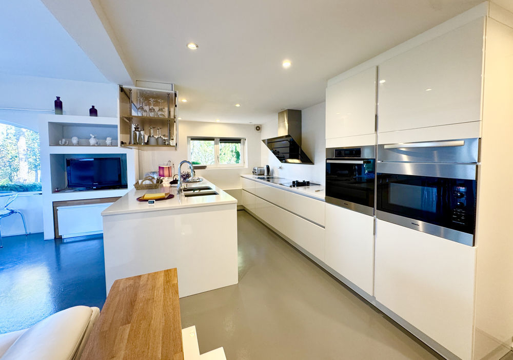 � vendre  Maison Cal�s (46350)