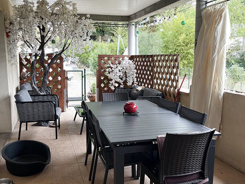   Maison  5 pi�ces RDC   / Appart 3p RDJ  Objat Maison - 5 pi�ce(s) - 205 m�