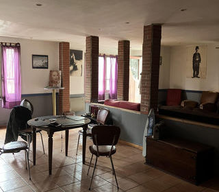  Immeuble � vendre 330 m�